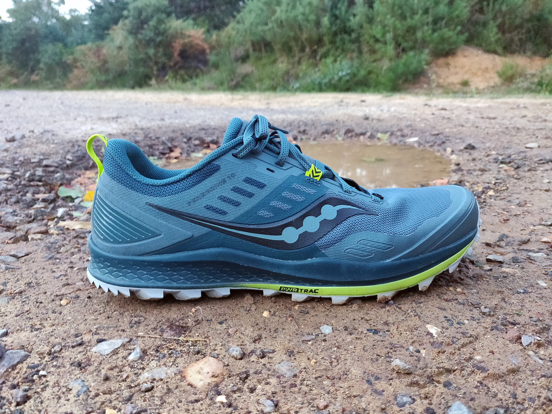 Saucony Peregrine 10 ST shoe on a gravel trail / road.