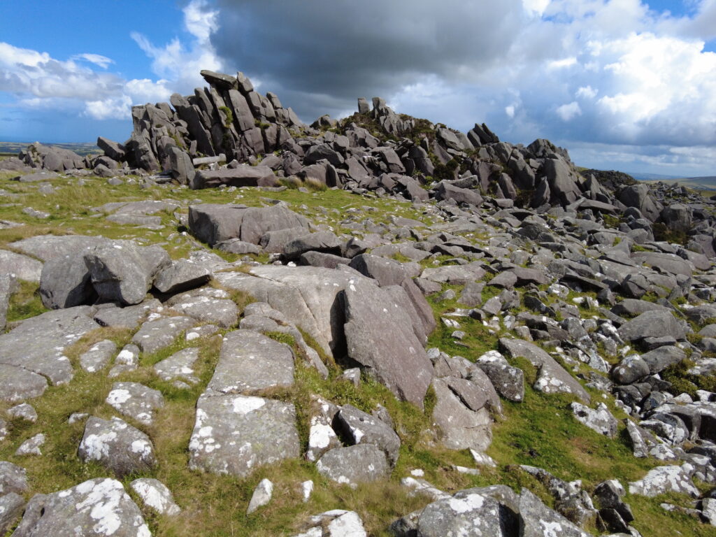 Fell running to Carn Menyn's rocky outcrops